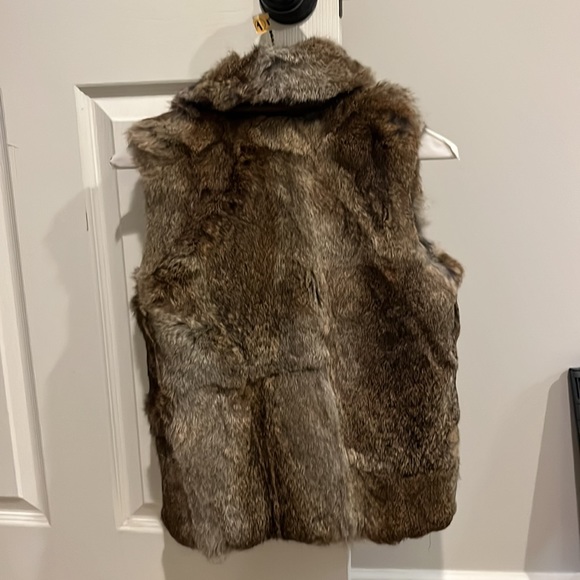 Girls 100% rabbit fur vest size M - Picture 2 of 3